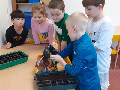 Bavíme se v družině