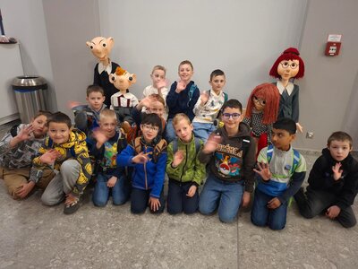 Divadelni představení " Spejblovo nebesíčko " 8.4.